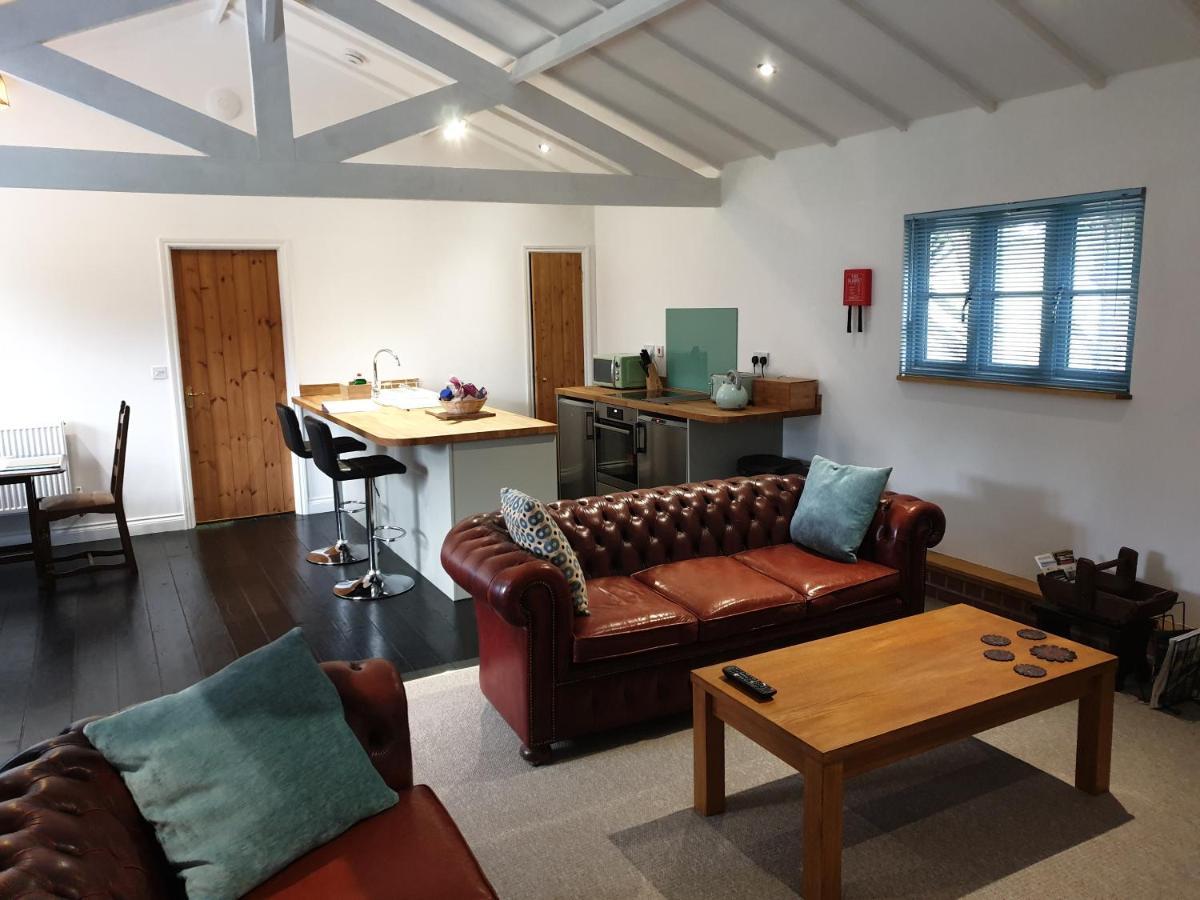 Church Farm Lodge Southburgh Exterior foto